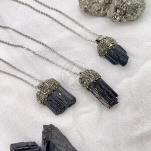 Collar Bruto De Fuerza Turmalina Negra Pirita