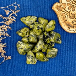 Piedra Jadeíta Rolada 100 Gramos