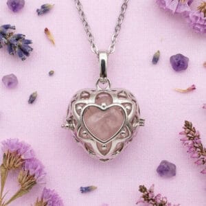 Collar Relicario De Amor Cuarzo Rosa