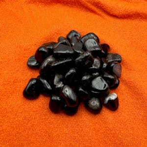 Piedra Ágata Negra Rolada 100 Gramos