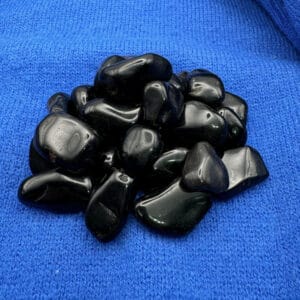 Piedra Onix Negro Rolado 100 Gramos
